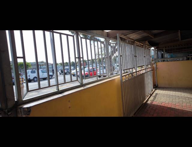 4 BEDROOM HOUSE FOR SALE IN BONTEHEUWEL